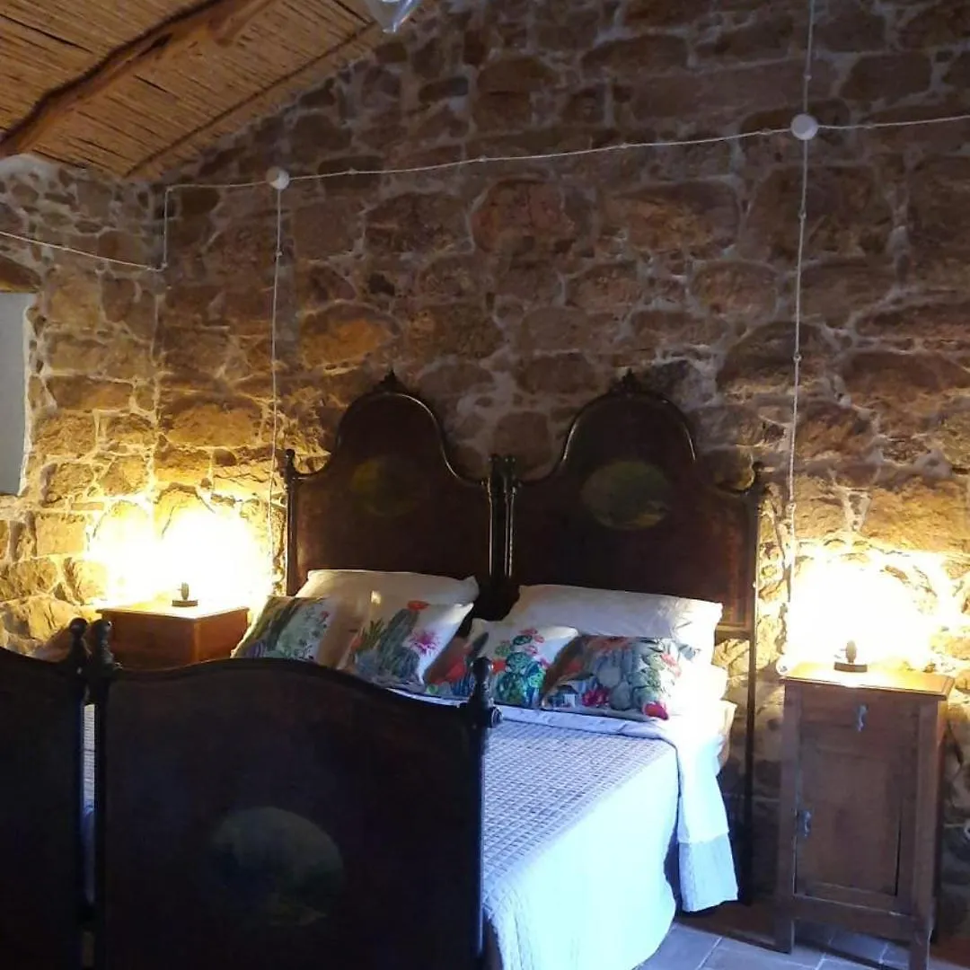 Casa di campagna Affittacamere stazzo su niberalzu Monti Italia