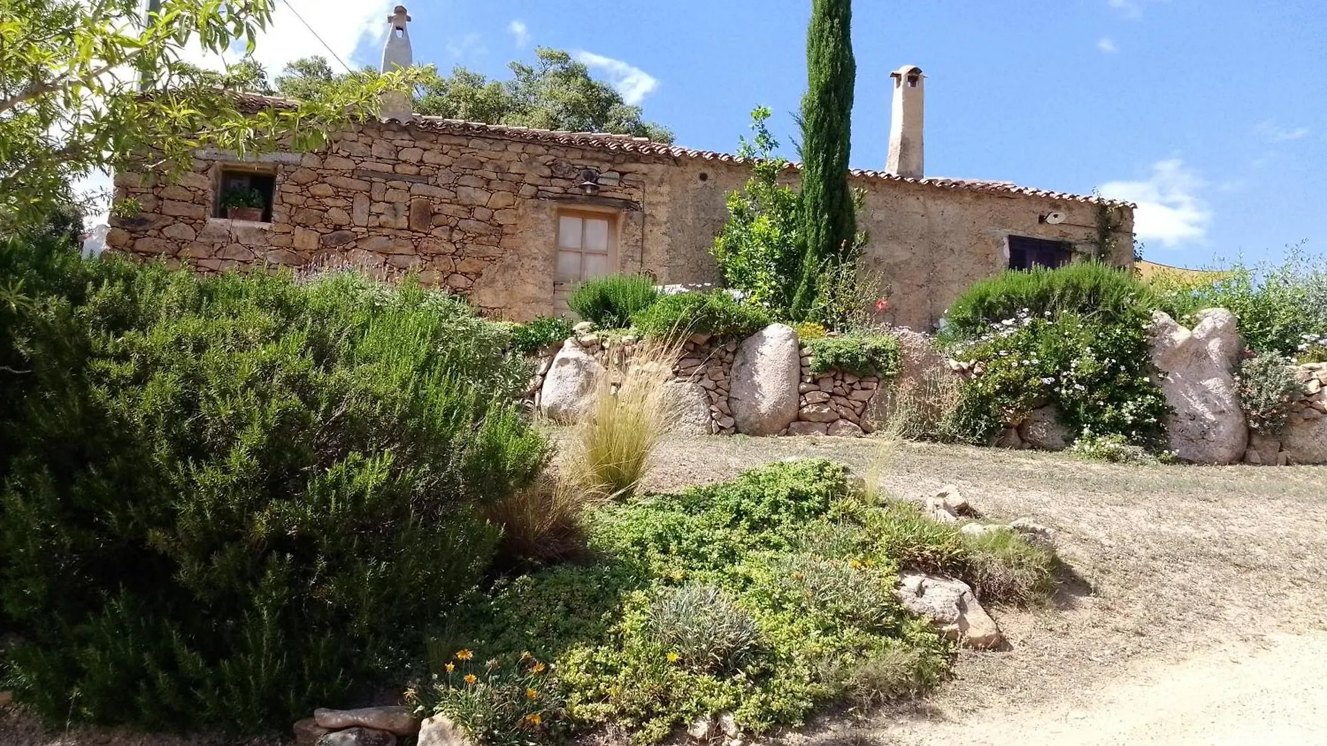 Holiday Home Su Niberalzu Monti Italië