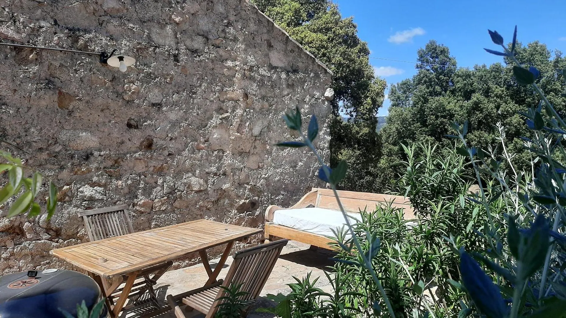 Affittacamere stazzo su niberalzu Monti 0*,  Italia