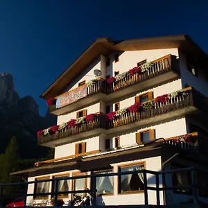 Garni Ongaro 3*, Selva di Cadore Italië