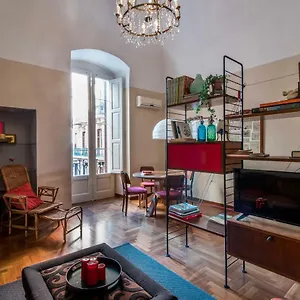 1910 Appartement Bari